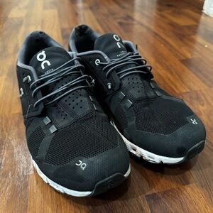 On Running Men's On Cloud Black and White Athletic Shoes men’s 10.5